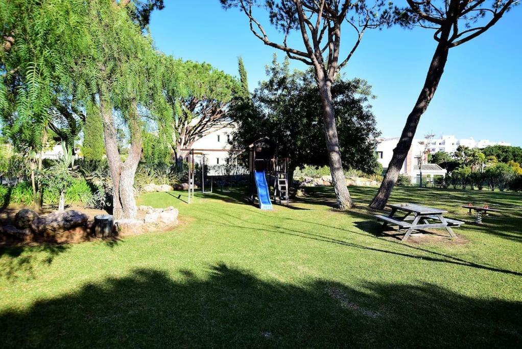 Charming Apartment With Private Garden & Pool Vilamoura Exterior photo